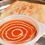 ニューカトマンズキッチン - テイクアウトフル（ナンとカレー）