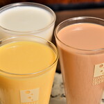 ニューカトマンズキッチン - ラッシー・マンゴーラッシー・チャイ