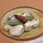 Oysters from Miyagi Prefecture -Olive oil/low temperature cooking-