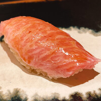 鮨 龍次郎 - 大トロの握り（別注文）