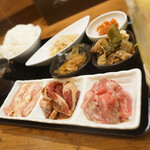 大衆炭火焼肉ジンギスカン ホルモン酒場 風土. - おまかせ