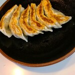 餃子飯店 - 餃子350円