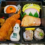 崎陽軒 小田原ラスカ店 - ひょうちゃんのデザインも限定感あおります