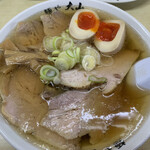 青竹手打ちラーメン 麺や 大山 - チャーシューめん+味玉　　864円（税別）+109円（税別）