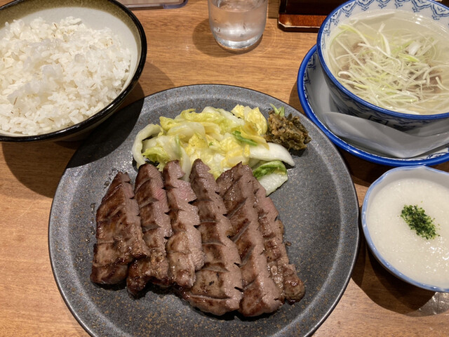 味の牛たん喜助 大阪うめきた店 大阪 牛タン 食べログ