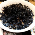 らあめん花月嵐 - 燕三条らーめん黒バラのり（麺量170g前後）
トッピングは味玉