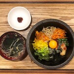 Chingu To Koko De - 石焼きビビンバ定食