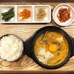 Chingu To Koko De - スンドゥブチゲ定食
