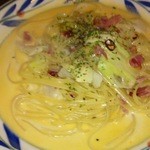 アルボーレ  - クリームベースのキャベツとベーコンのパスタです