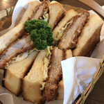 魚里　本家 - カツサンド