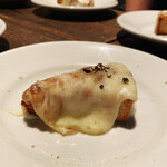 RODEO - 炙りカチョカバロのブルスケッタ