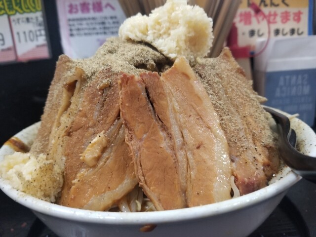 自家製太麺 ドカ盛 マッチョ 三ノ宮店 三宮 神戸市営 ラーメン 食べログ