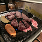 和牛焼肉食べ放題　肉屋の台所 - 