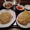 餃子屋　壱番 - 黒豚餃子と半炒飯