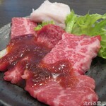 Amiyakiniku Kajiwara - 和牛肉 ４切