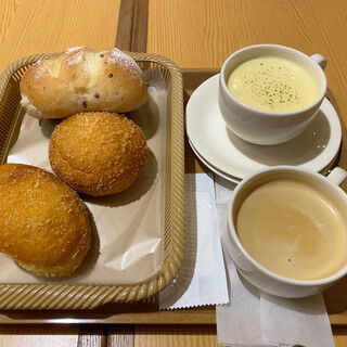 カレーパンとピロシキ By Ns417 カスカード デュオこうべ店 Cascade 高速神戸 パン 食べログ カレーパンとピロシキ By Ns417 カスカード デュオこうべ店 Cascade 高速神戸 パン 食べログ