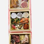 ホフ - 「hofeおせち2021」この他にイチジクとクランベリーのパウンドケーキとパンが付きます。