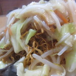 長崎ちゃんぽん・皿うどん 球磨 - 揚げたてパリパリ細麺がクセになる