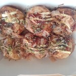 LAWSON - 料理写真:たこ焼き(冷凍食品)