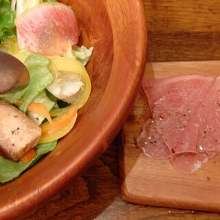 肉バル×チーズバル カーネヴォー_0