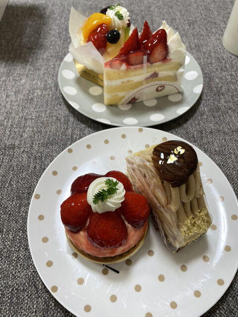 モーツァルト シュロスガッセ モーツアルト 県庁通り ケーキ 食べログ モーツァルト シュロスガッセ モーツアルト 県庁通り ケーキ 食べログ