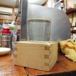 大番 - カウンター角に追いつめられる。