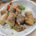 宝雲亭 - おまけで頂いたすじぽん？