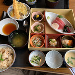 藍屋 - お昼の彩り弁当1639円