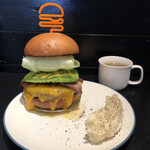 『ABC BURGER￥1750』 ※アボガド・ベーコン・チーズの略