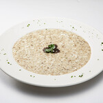 Risotto with champagne and black truffles