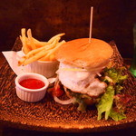 オーチョ - オーチョバーガーセット（900円）