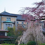 Hotel Chou Raku Kan - 円山公園の祗園しだれ桜の傍に佇む