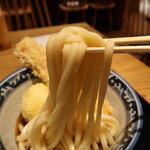 難波千日前 釜たけうどん - うどん　リフト