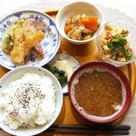 Mompe Tokuwa - 和食ランチ ￥880