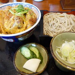 Teuchi Soba Kinoene - カツ丼ミニ蕎麦セット