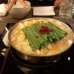 九州博多料理 なべ音 - 味噌もつ鍋