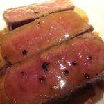 コート ドール - 熊本産褐毛和牛のステーキ　ペッパー・ソース