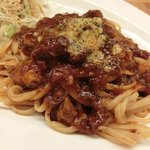 M - ミートソースパスタ 750円 のミートソースパスタ