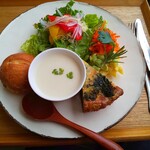 なたね - 季節野菜のキッシュ