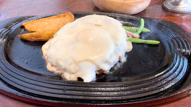 コンコンブル - 郡山（ハンバーグ）の写真