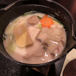 和よし - 豆乳もつなべ（店主おまかせ）