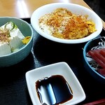 もとや - 日替わりのご飯なしと、ヤッコ