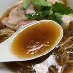 Japanese Soba Noodles 蔦 - スープ