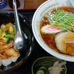 Chuuka Ichi Oshi - Bランチ（らー麺＆ピリ辛豚肉炒め丼）