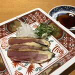 じどりや 穏座 - 雌もも肉の藁焼き