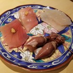 すし処 美波 - 蛍烏賊の炙り 平貝 メジマグロ