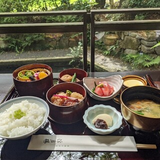 個室あり 静岡駅でランチに使えるお店 ランキング 食べログ