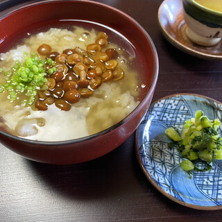萩乃屋 - 料理写真:なめこ雑炊
