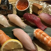海鮮処松月亭 博多本店 - お寿司たち