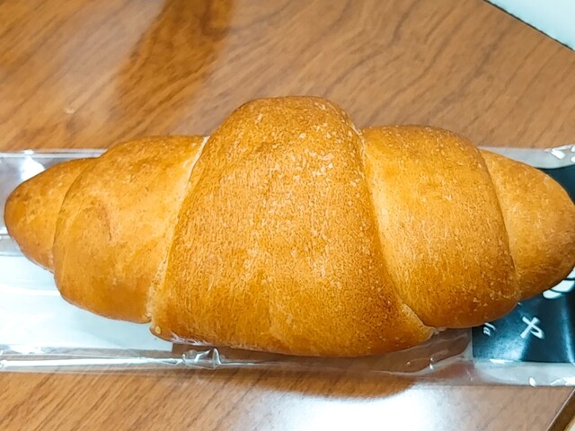 塩パン 塩パン #塩バターパン #塩バターコーン#夏におすすめ#焼き
